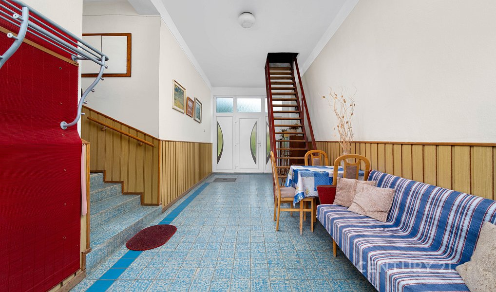 Prodej domu 165 m² s pozemkem 923 m², Uhřice – náhled fotky 12