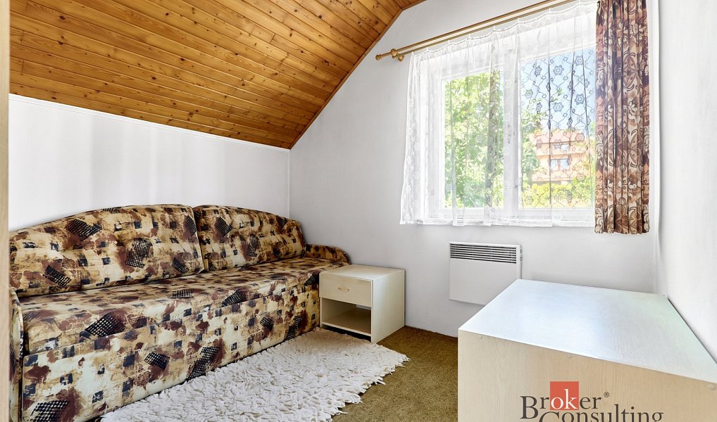 Prodej domu 335 m² s pozemkem 980 m², Skalná – náhled fotky 14