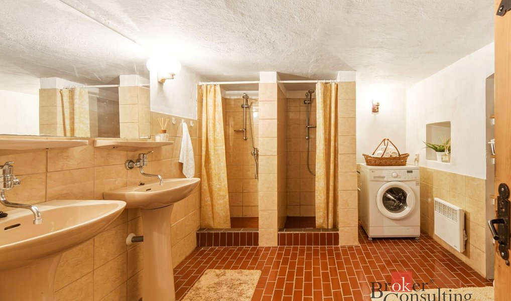 Prodej domu 250 m² s pozemkem 4 135 m², Vrchlabí – náhled fotky 24