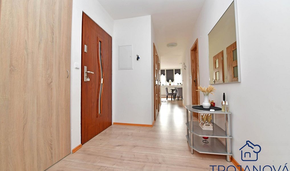 Prodej domu 306 m² s pozemkem 150 m², Petroupim – náhled fotky 18