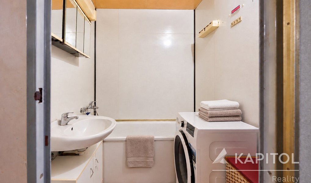 Prodej bytu 4+1 90 m², Praha – náhled fotky 10