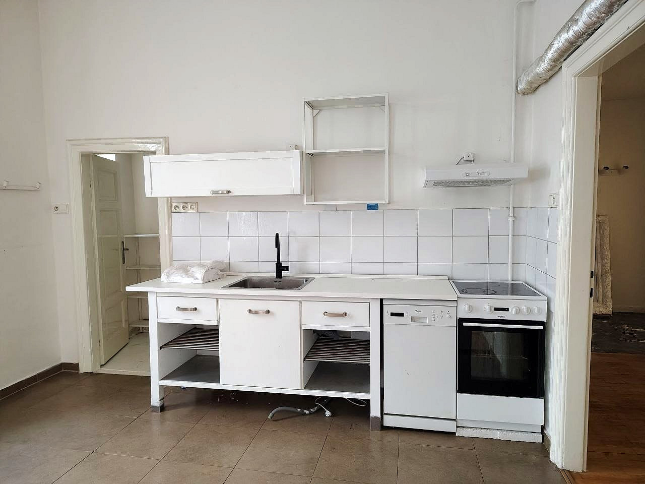 Pronájem bytu 3+1 123 m² – fotografie 2