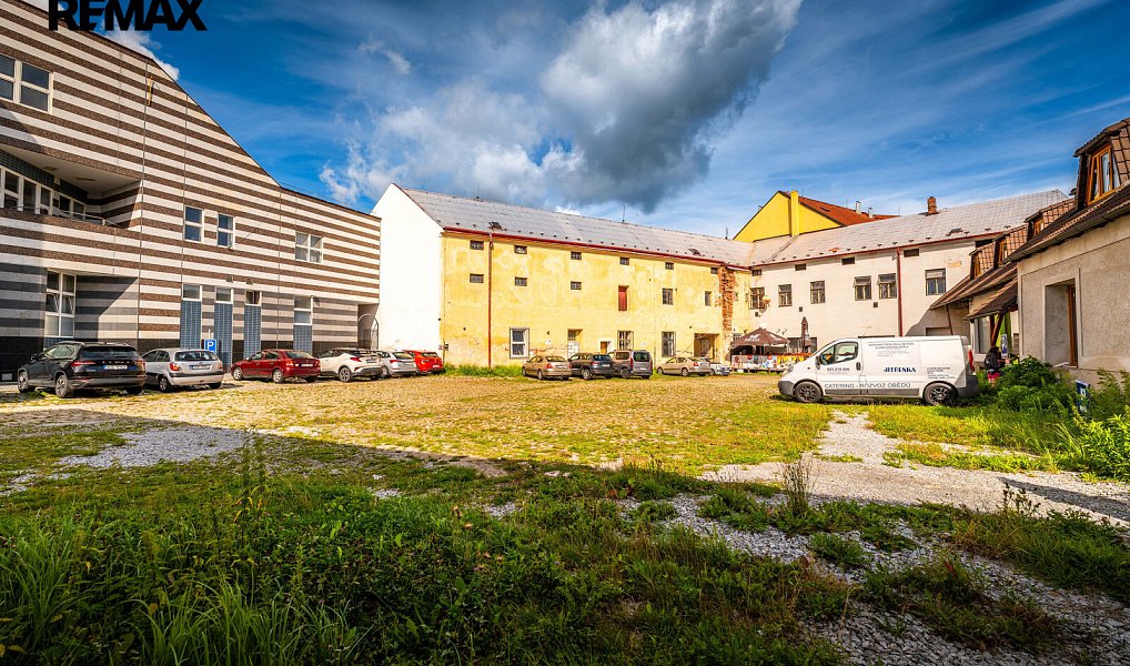 Prodej nájemního domu, činžáku 1 123 m², Jindřichův Hradec – náhled fotky 11