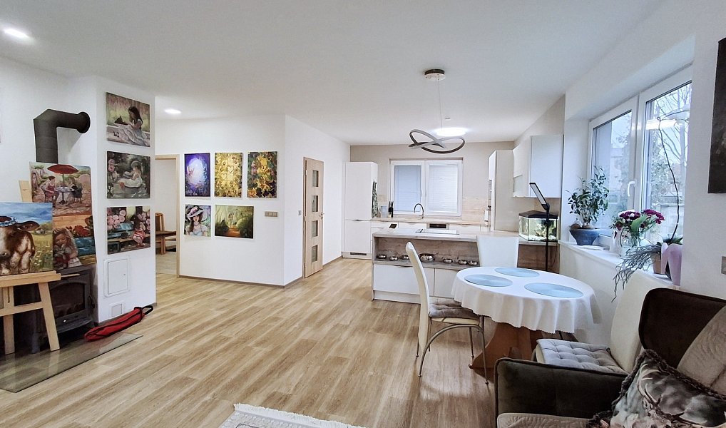 Prodej domu 150 m² s pozemkem 1 764 m², Dolany – náhled fotky 4