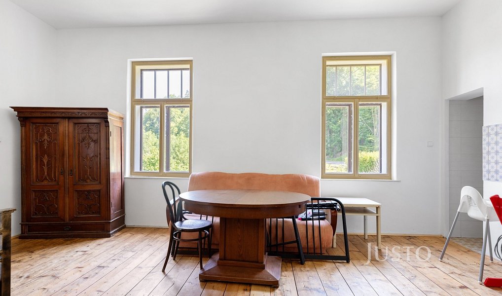 Prodej domu 336 m² s pozemkem 1 978 m², Železný Brod – náhled fotky 15
