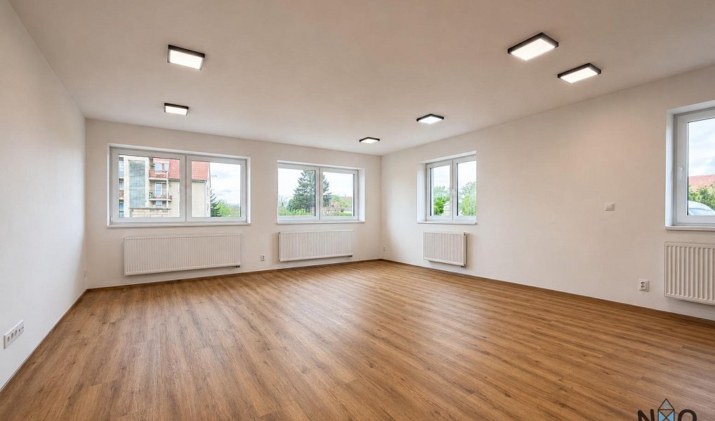 Pronájem bytu 2+kk 74 m², Úherce – náhled fotky 4