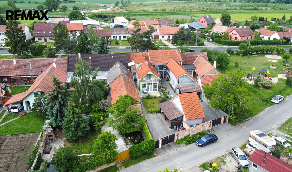 Prodej domu 192 m² s pozemkem 320 m², Novosedly – náhled fotky 6