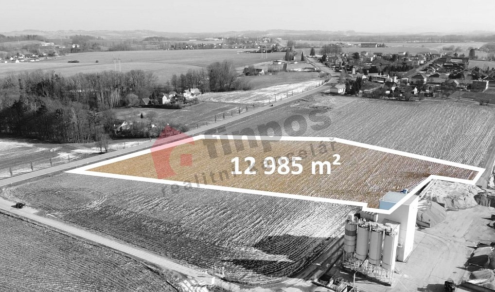 Prodej komerčního pozemku 13 358 m², Vojkovice – náhled fotky 3
