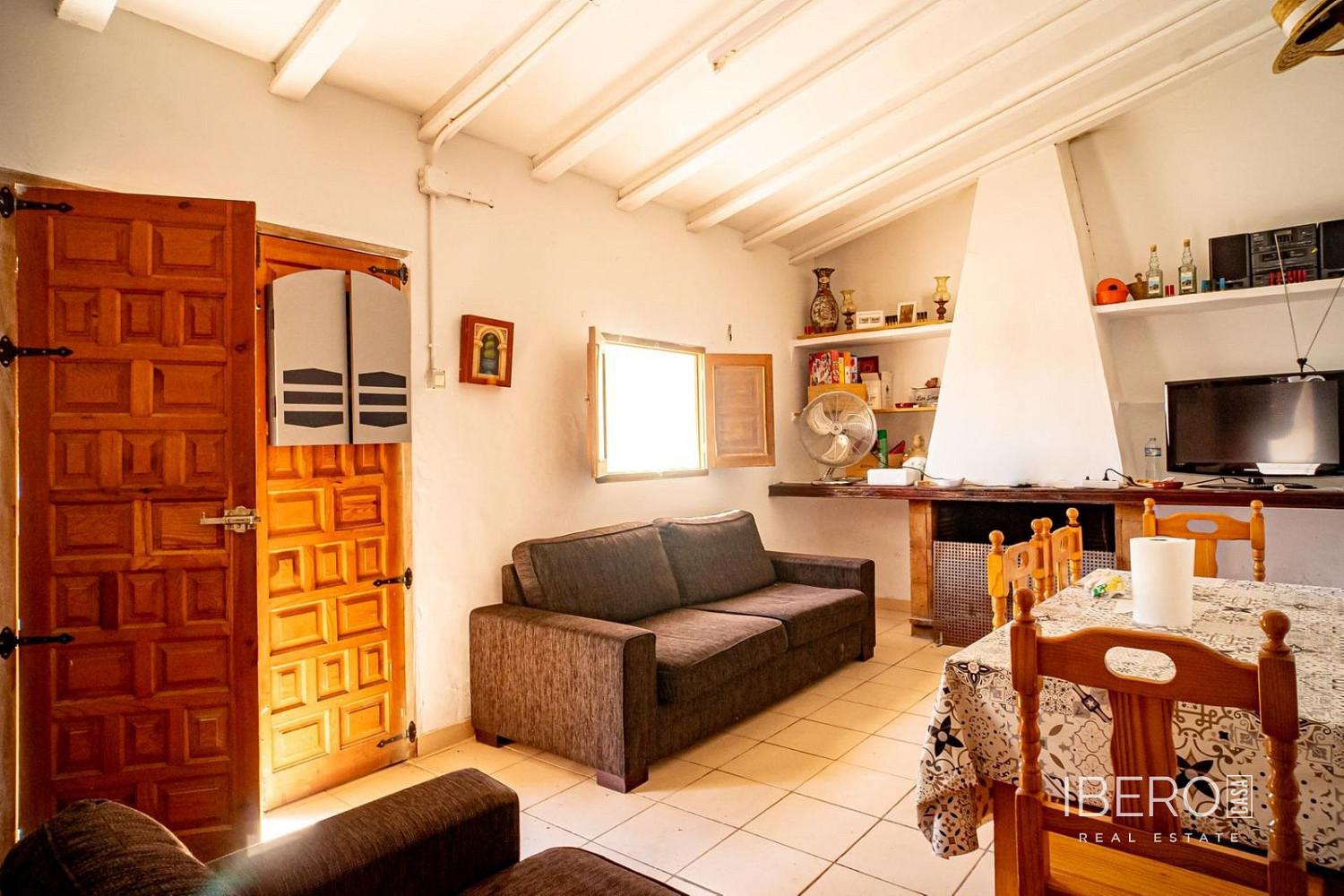 Prodej domu 71 m² s pozemkem 42 186 m²