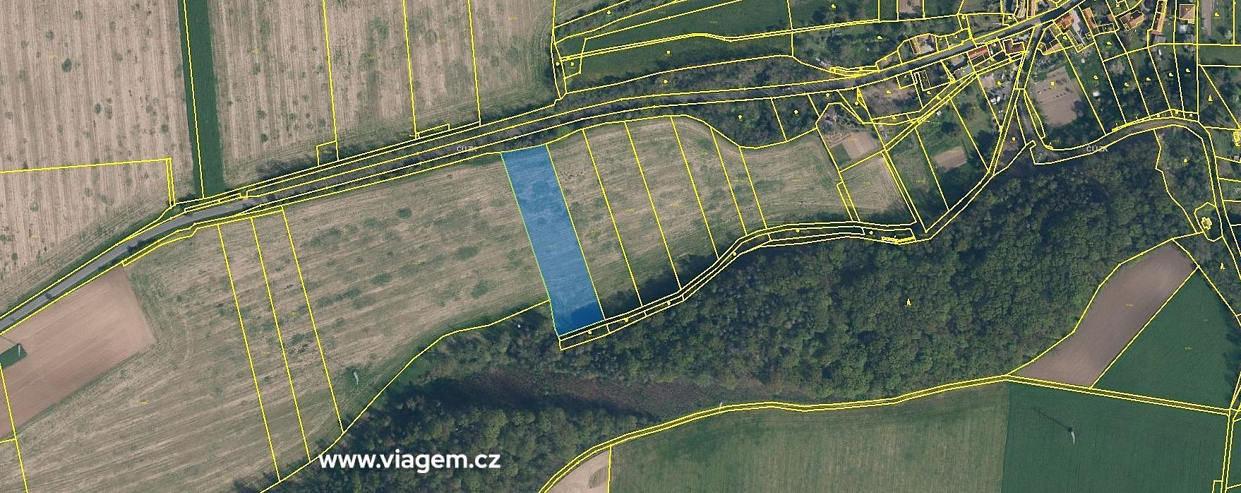 Prodej pole 1 379 m² – fotografie 2