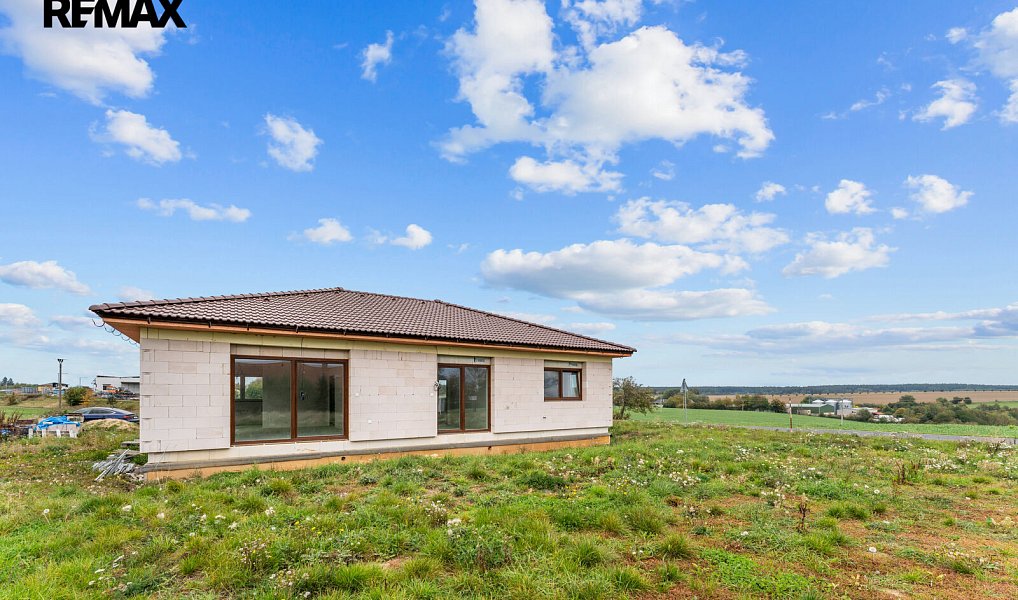 Prodej bytu 4+kk 113 m², Zbizuby – náhled fotky 3