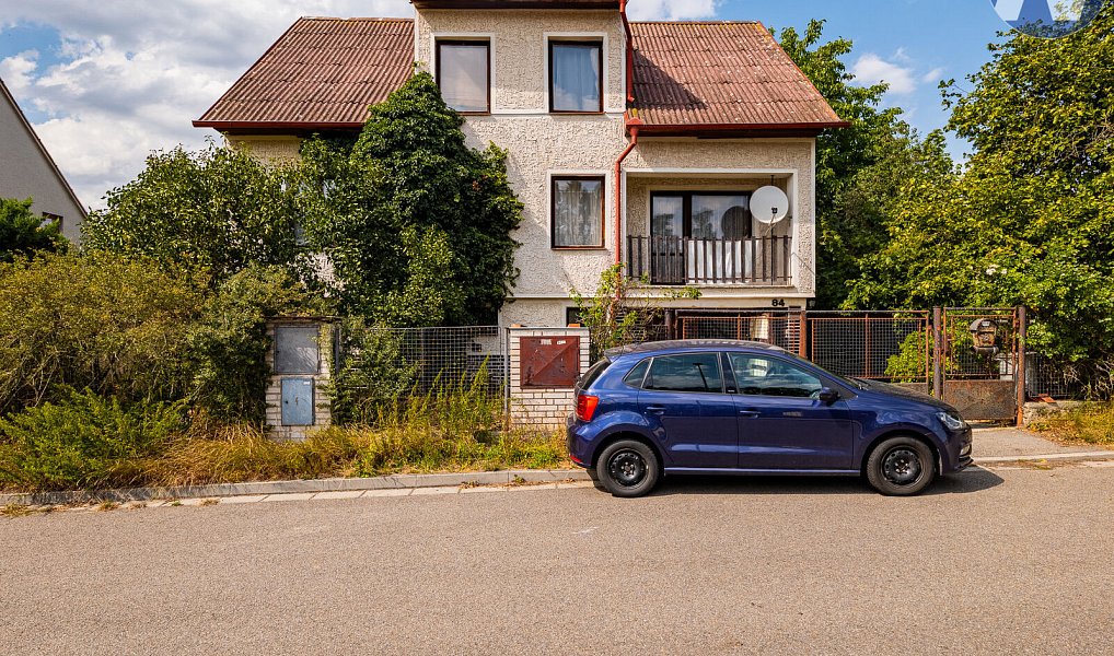 Prodej domu 243 m² s pozemkem 376 m², Radošovice – náhled fotky 3