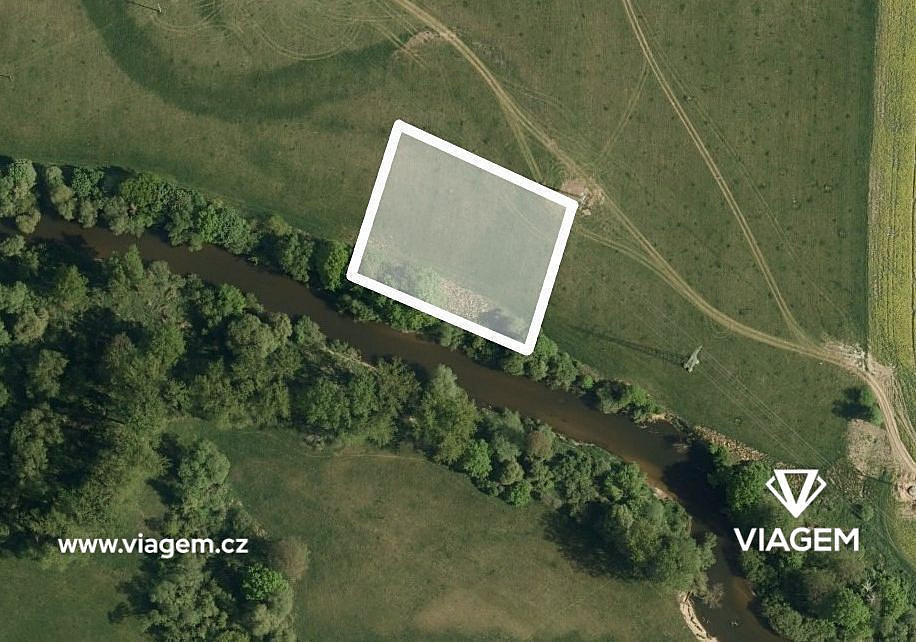 Prodej pole 1 132 m²