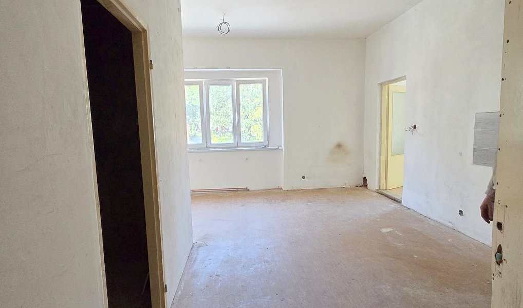 Prodej nájemního domu, činžáku 424 m², Chlumec – náhled fotky 35