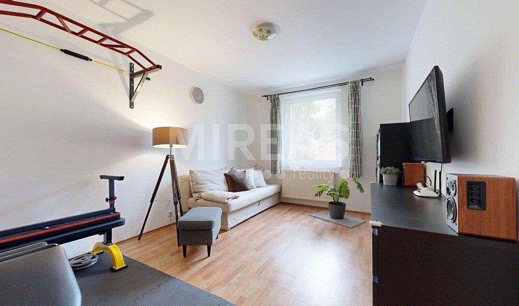 Prodej bytu 2+kk 69 m², Milovice – náhled fotky 13