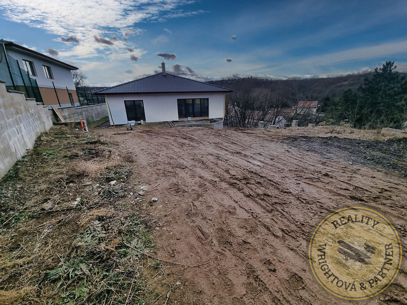 Prodej domu 206 m² s pozemkem 1 038 m²