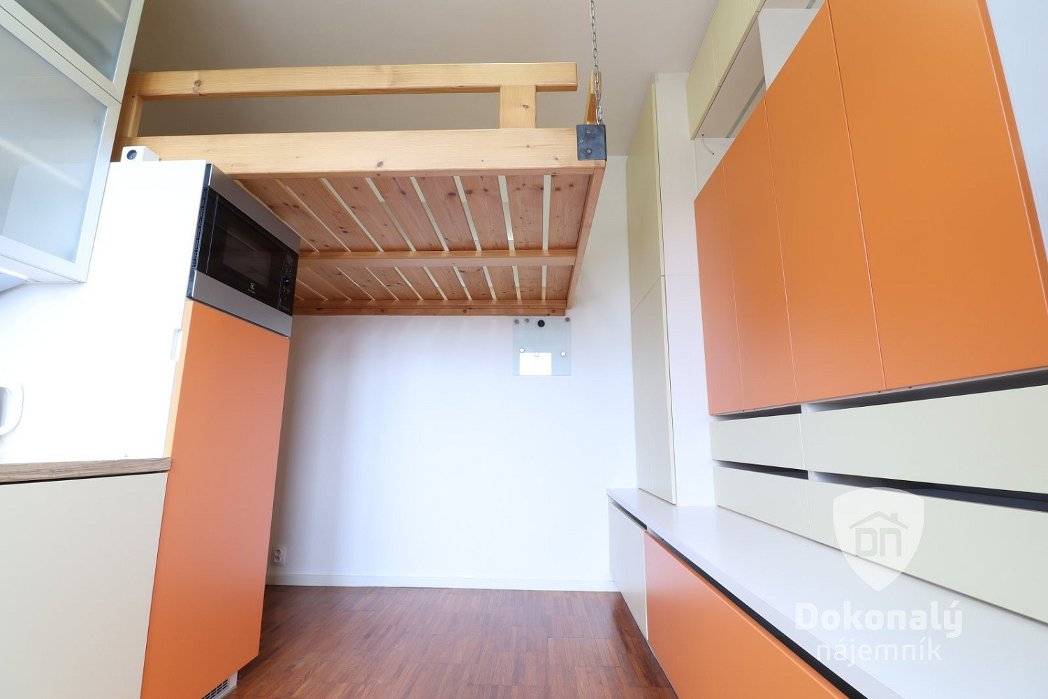 Pronájem bytu 1+kk 16 m² – fotografie 5