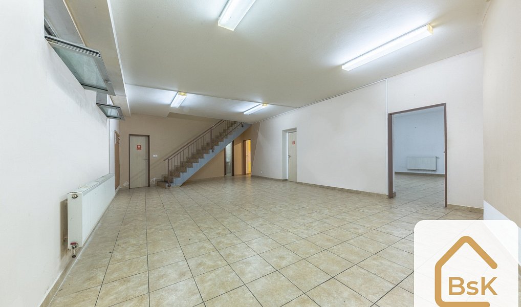 Pronájem obchodních prostor 228 m², Benešov – náhled fotky 14