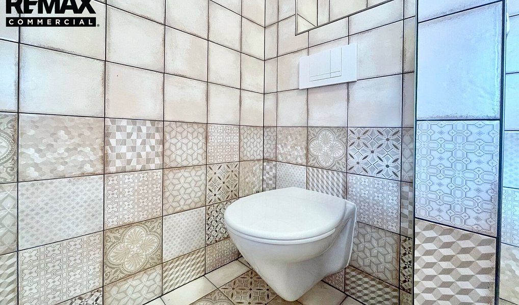Prodej ubytovacího objektu 282 m², Vimperk – náhled fotky 32