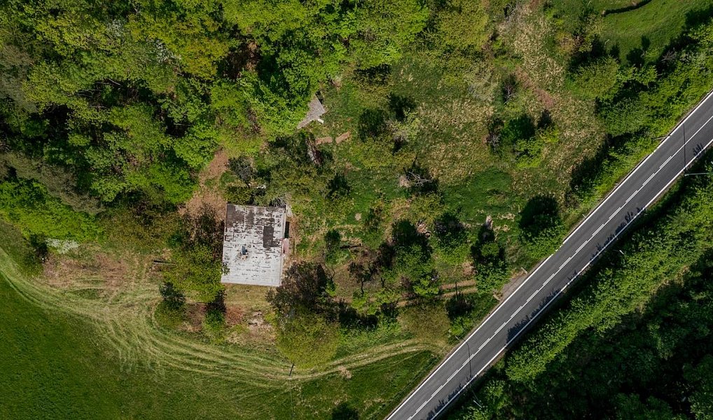 Prodej stavebního pozemku 3 712 m², Veliny – náhled fotky 4