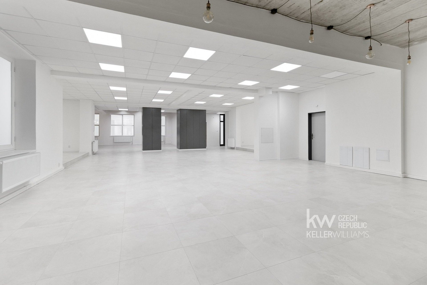Pronájem obchodních prostor 427 m² – fotografie 4