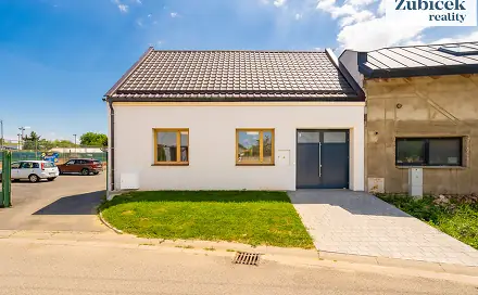 Prodej domu 140 m² s pozemkem 417 m², V Hliníku, Kunovice, okres Uherské Hradiště