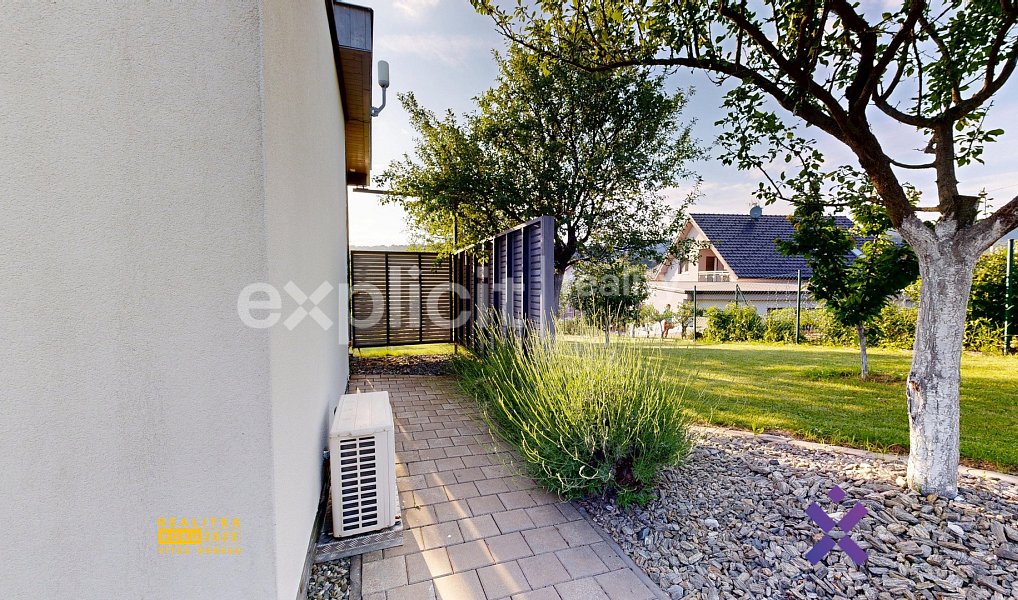 Pronájem bytu 2+kk 40 m², Pozlovice – náhled fotky 13