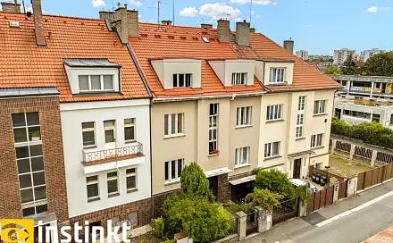 Prodej domu 470 m² s pozemkem 300 m², V rovinách, Praha 4 - Podolí