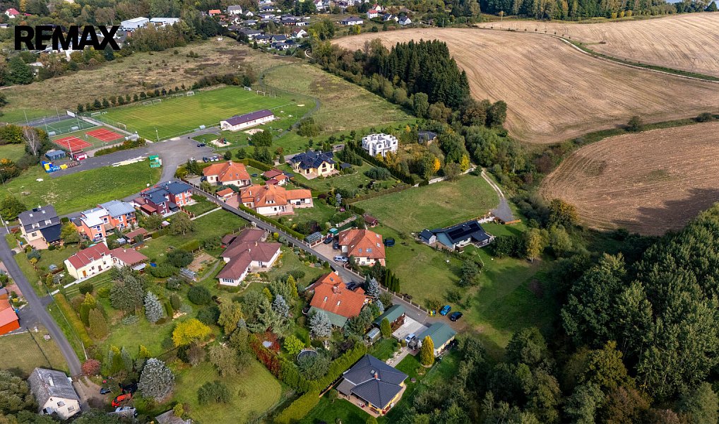 Prodej stavebního pozemku 2 227 m², Sadov – náhled fotky 33