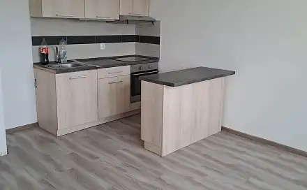 Pronájem bytu 2+kk 38 m², Sídliště pod Ralskem, Mimoň - Mimoň I, okres Česká Lípa