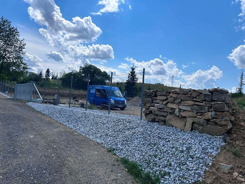 Prodej stavebního pozemku 1 346 m² – fotografie 4