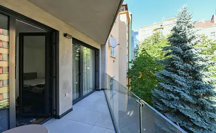 Pronájem bytu 1+kk 38 m²