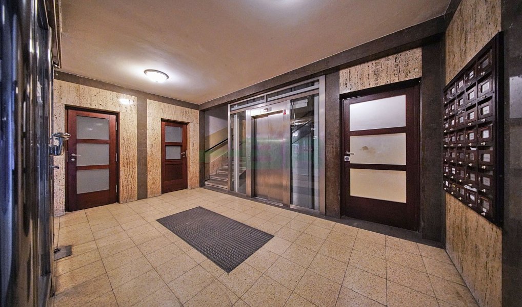 Prodej bytu 2+1 91 m², Praha – náhled fotky 35