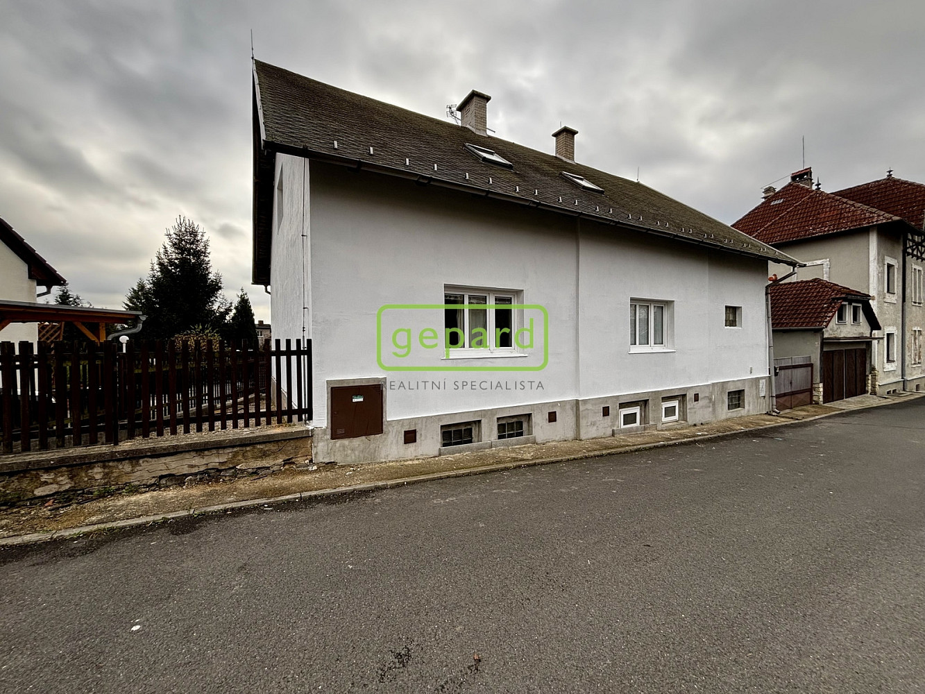 Prodej domu 250 m² s pozemkem 511 m², Litvínov