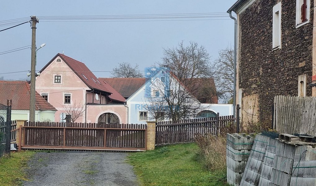 Prodej domu 600 m² s pozemkem 648 m², Úterý – náhled fotky 3