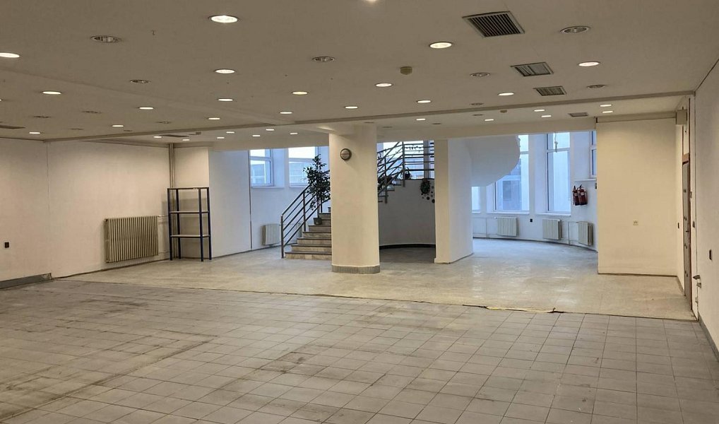 Pronájem obchodních prostor 450 m², Tábor – náhled fotky 6