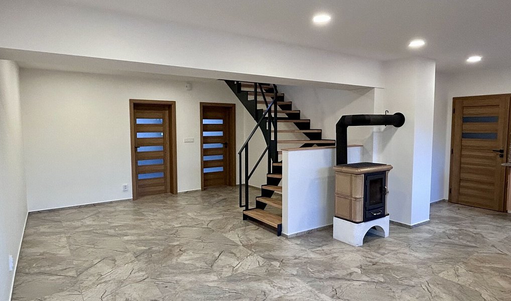 Prodej domu 132 m² s pozemkem 1 031 m², Nechanice – náhled fotky 8