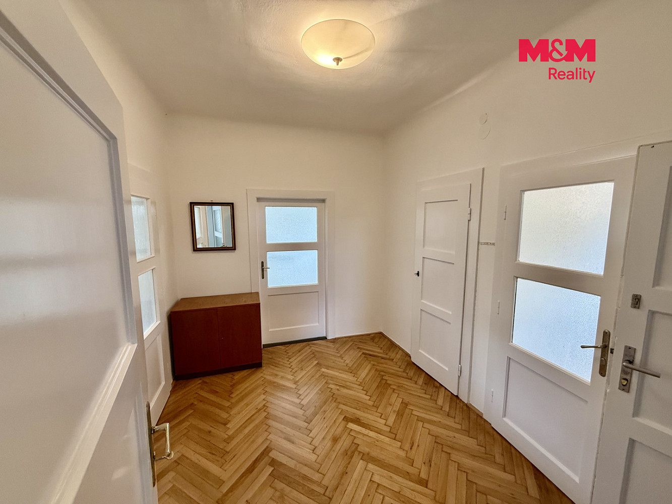 Pronájem bytu 2+1 82 m² – fotografie 3