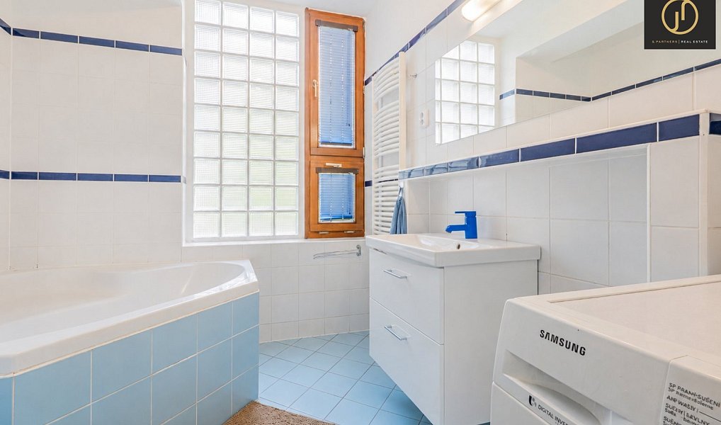 Prodej bytu 2+kk 53 m², Praha – náhled fotky 12