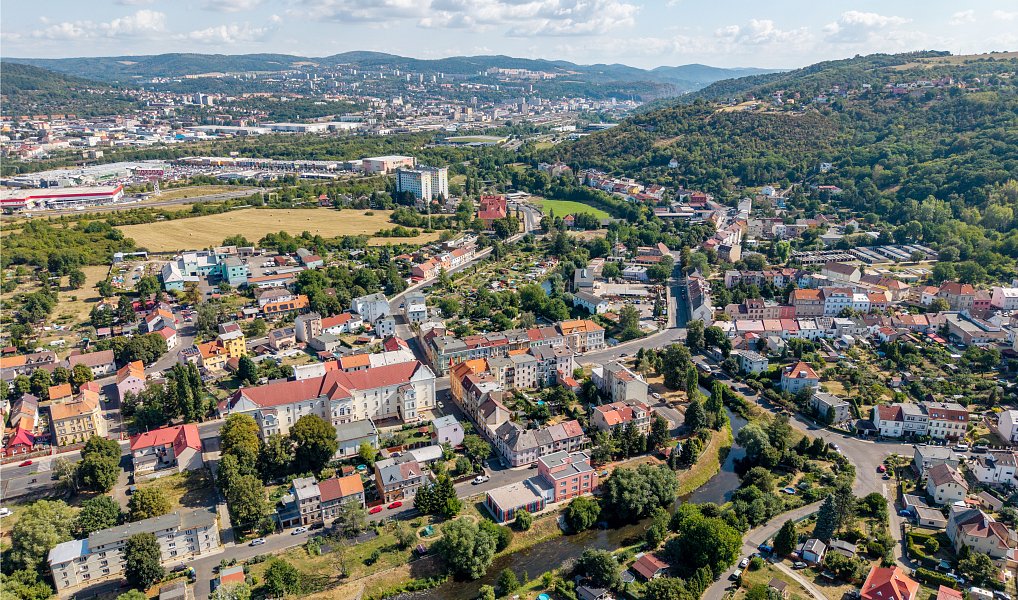 Prodej domu 150 m² s pozemkem 100 m², Trmice – náhled fotky 25