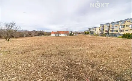 Prodej komerčního pozemku 9 821 m², Lipovská, Praha 5 - Zličín