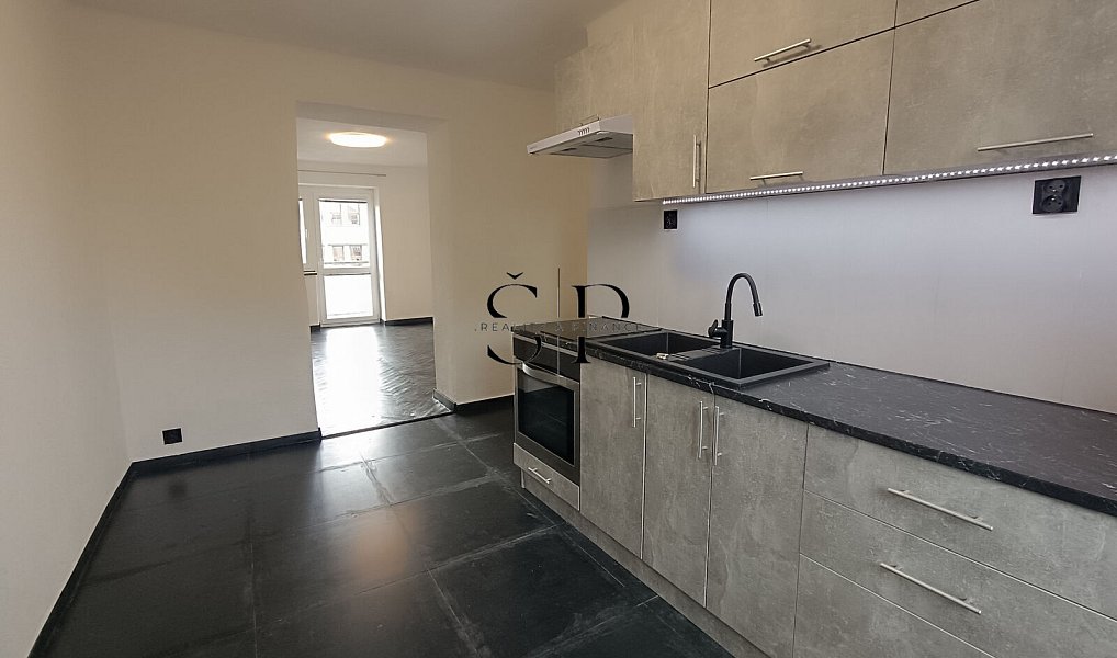 Pronájem bytu 2+1 60 m², Sokolov – náhled fotky 3