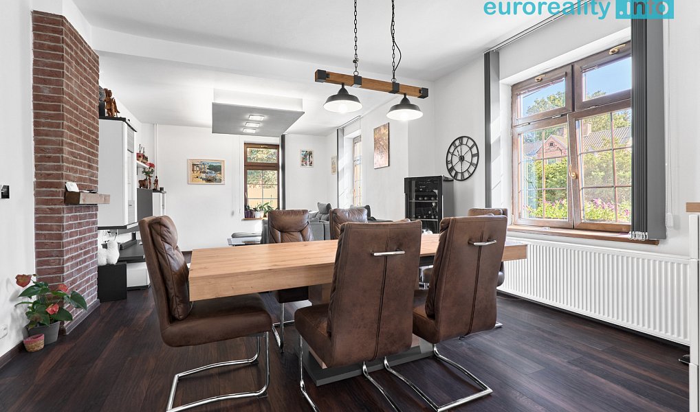 Pronájem domu 220 m² s pozemkem 1 100 m², Sadov – náhled fotky 9