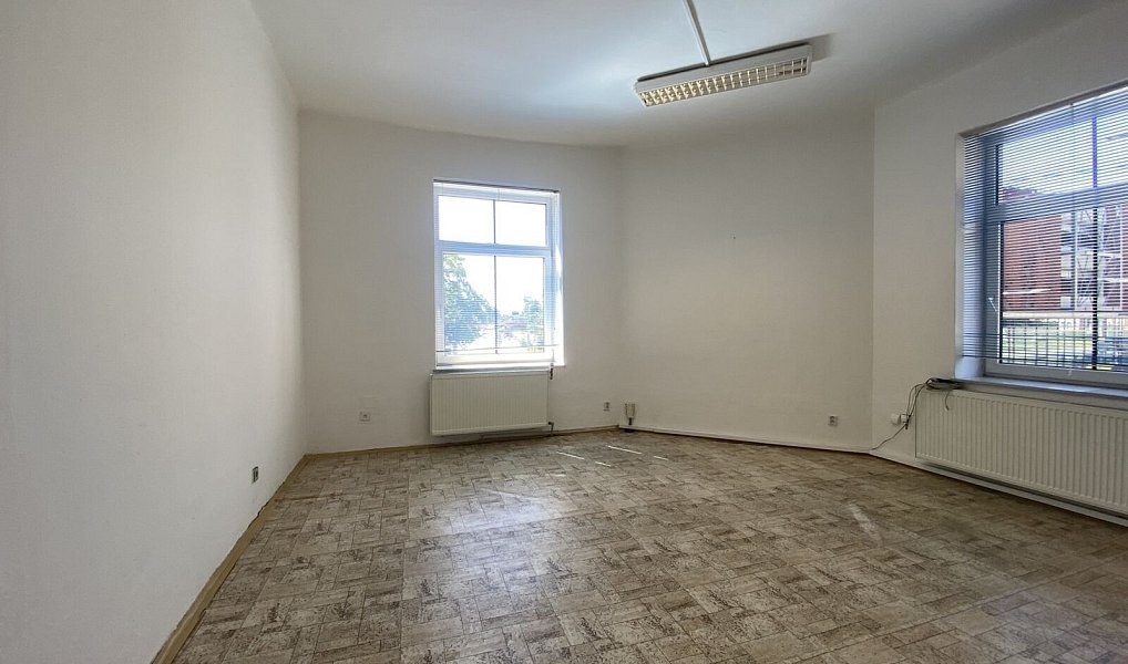Prodej kanceláře 615 m², Ostrava – náhled fotky 8
