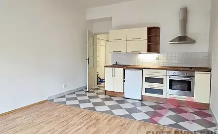Pronájem bytu 1+kk 32 m², Spolupráce, Praha 4 - Nusle