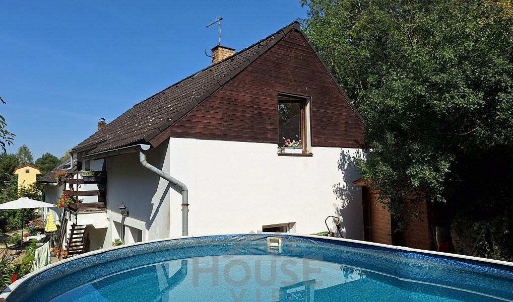 Prodej domu 206 m² s pozemkem 420 m², Sluštice – náhled fotky 20