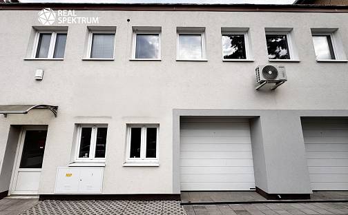 Pronájem obchodních prostor 50 m², Jungmannova, Kuřim, okres Brno-venkov