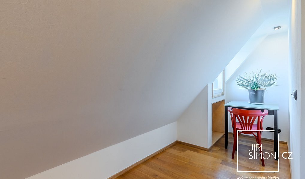 Prodej bytu 1+kk 40 m², Praha – náhled fotky 11