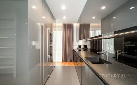 Pronájem bytu 3+kk 137 m²