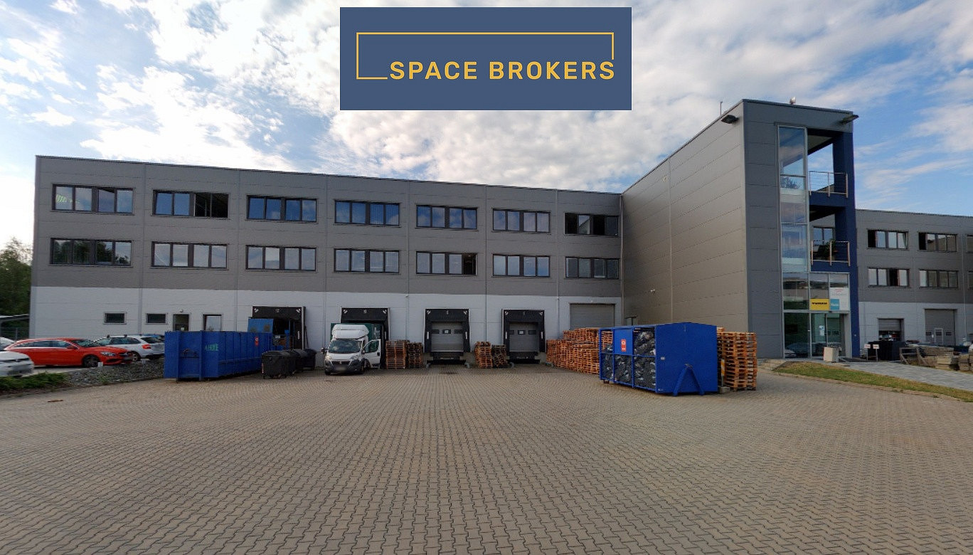 Pronájem skladovacích prostor 2 500 m² – fotografie 4